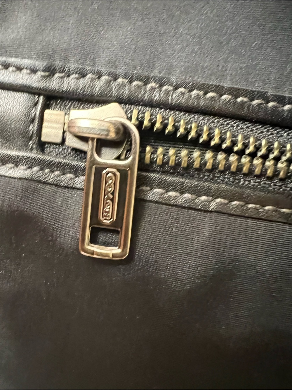 Coach Large Unisex Messenger Bag EUC - Picture 11 of 16